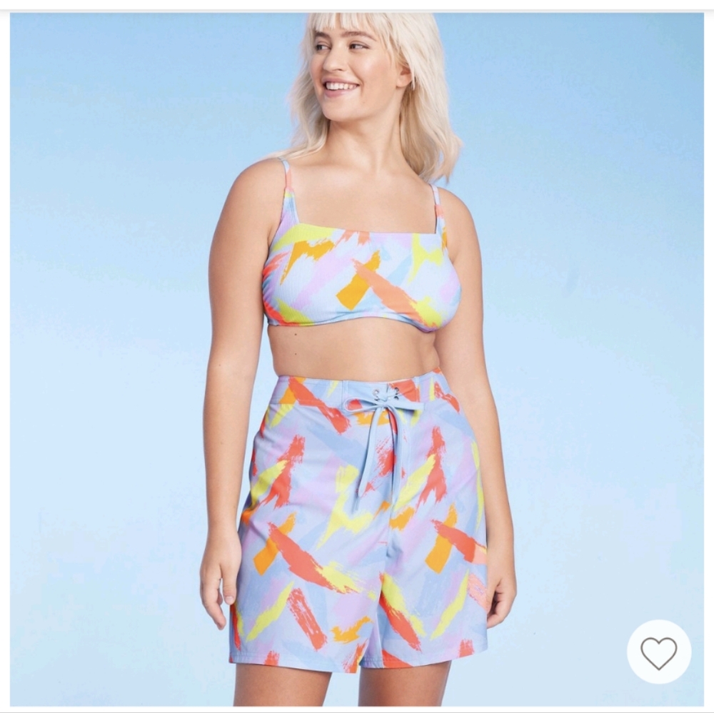 NWT abstract ribbed square neck bikini top
